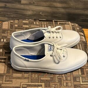 Keds White Low-Top Lace-Up Sneakers with Blue Insole